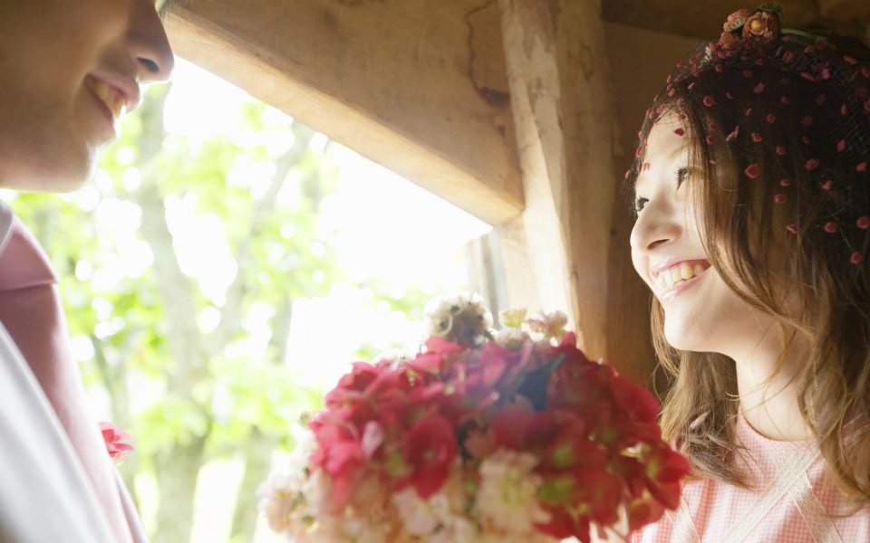 Garden Wedding Japanese Style Pre Wedding Photo Of Smiling Newlyweds