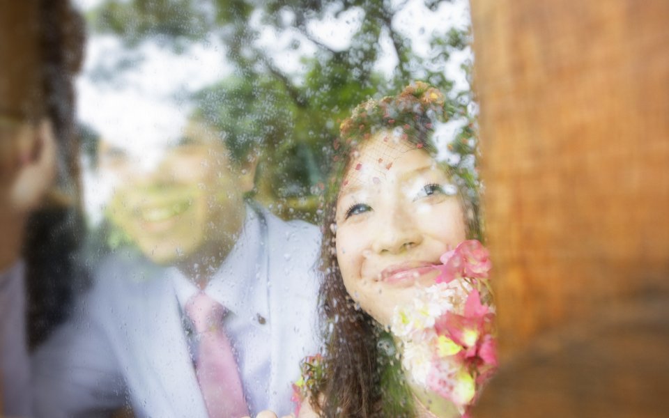 Garden Wedding Romantic Couple Photo Through Water Drop Glass