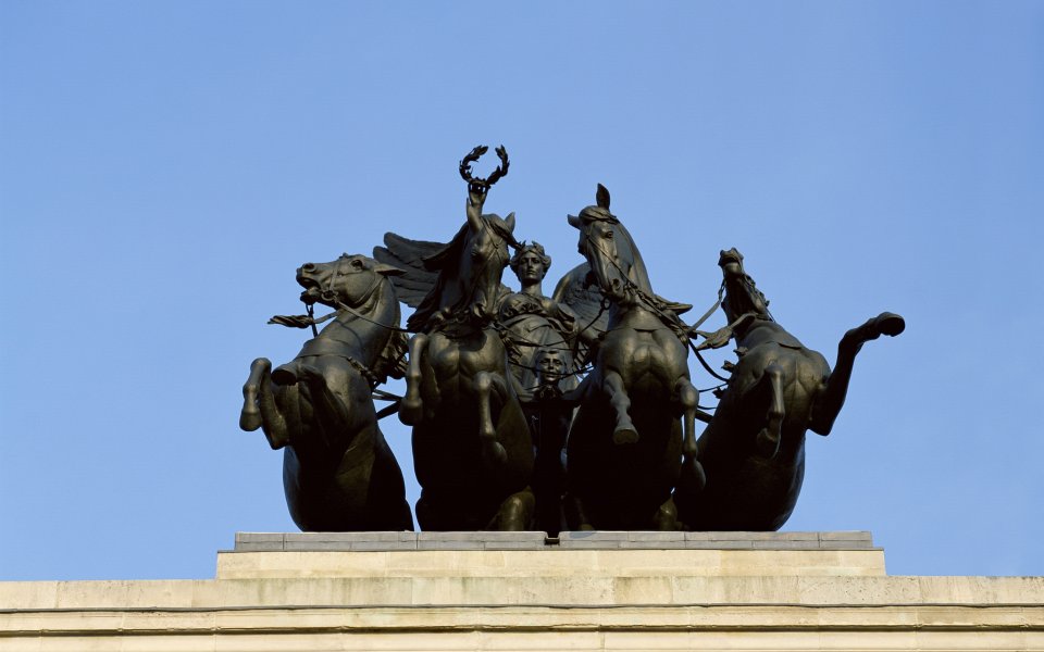 Quadriga Sculpture At Arc De Triomphe Du Carrousel