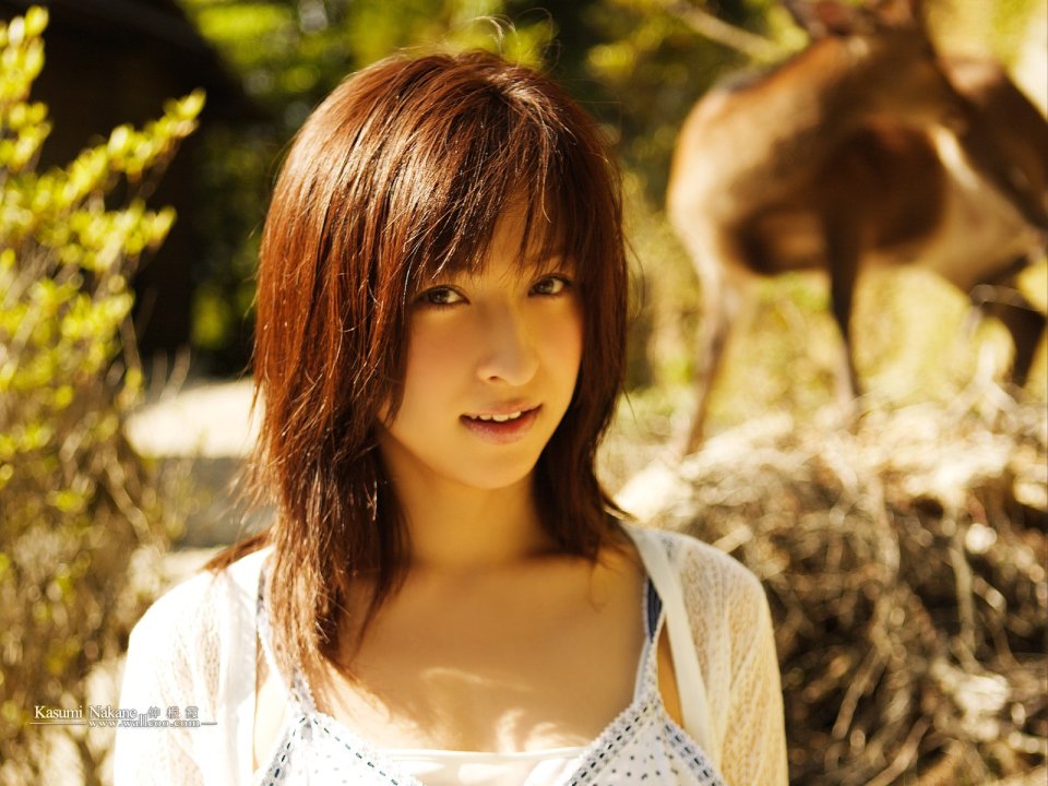Kasumi Nakane Forest Warm Light Fresh Portrait