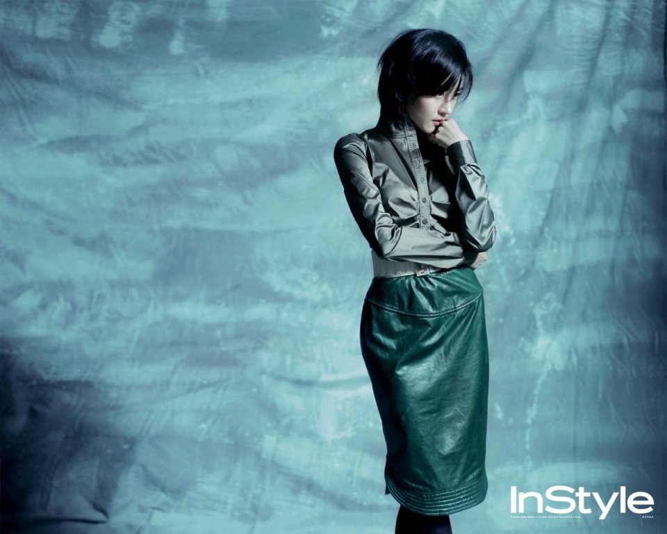Korean Instyle Magazine Short Hair Celebrity Fashion Portrait