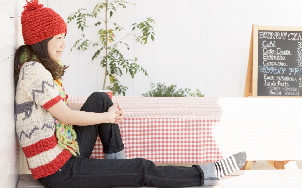 Fresh Japanese Style Portrait Of Girl With Red Knit Hat