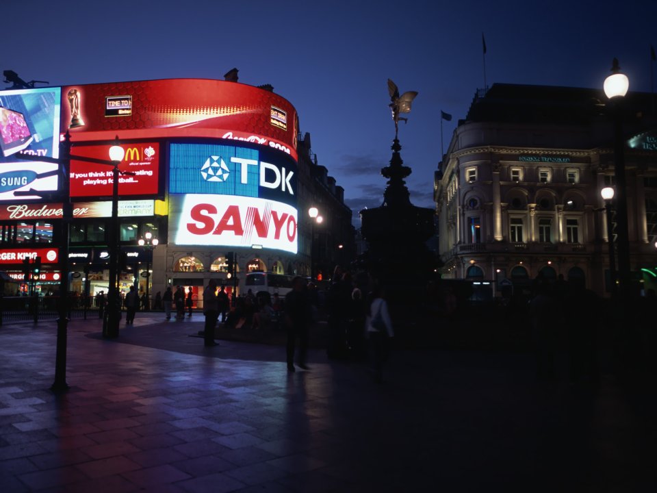 London Piccadilly Circus Dusk City Street View