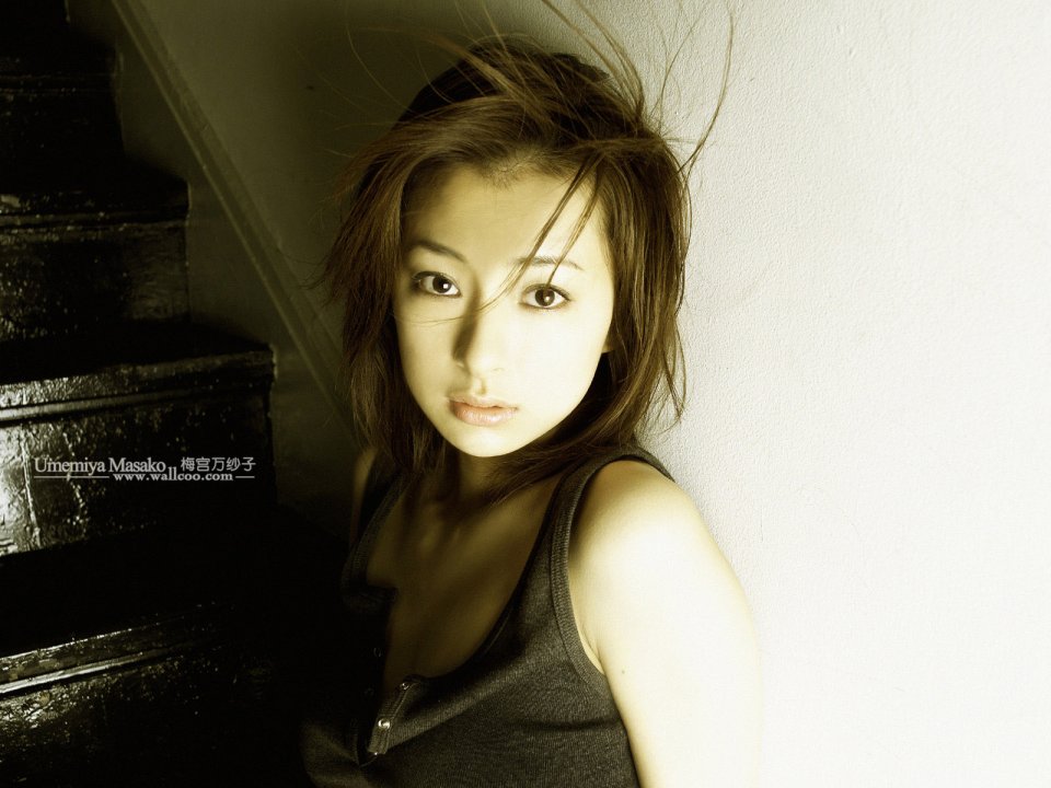 Umemiya Masako Vintage Warm Tone Portrait Photography