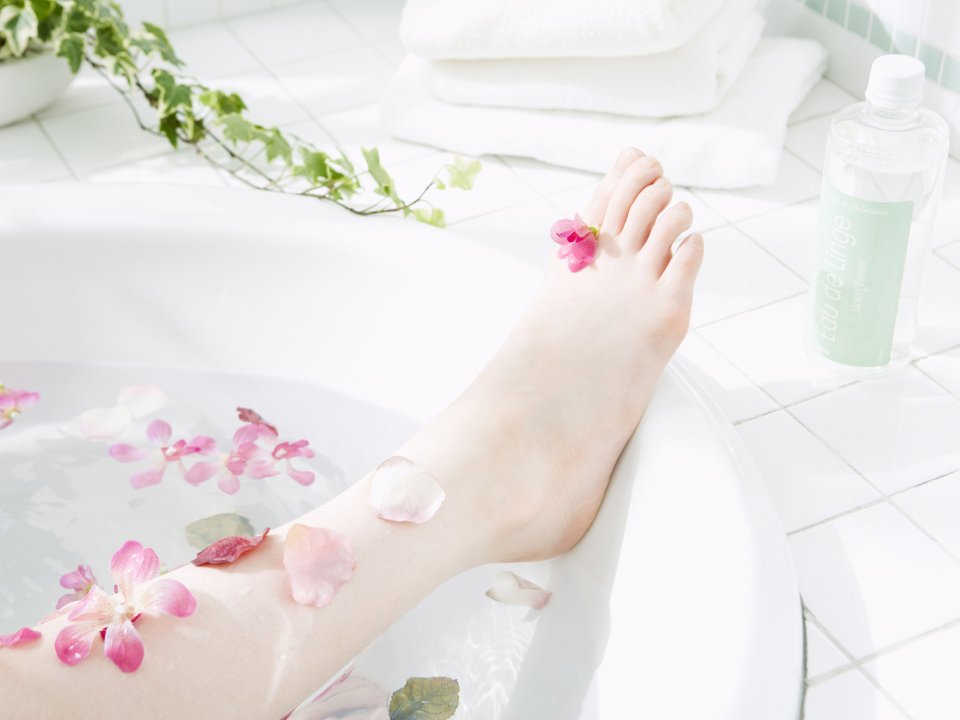 Fresh Home Spa Petal Bath Foot Care Closeup