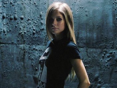 Avril Lavigne Dark Blue Tone Portrait Photo