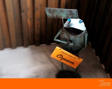 Cute Frog Metal Welcome Sign Hokkaido