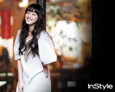 韩国InStyle杂志 甜美女星暖调时尚人像写真