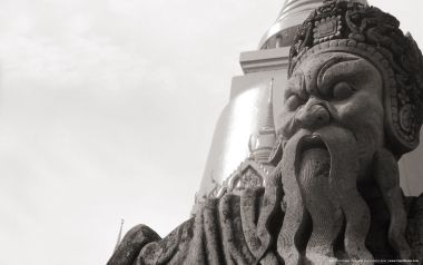 泰国曼谷玉佛寺守护神石雕