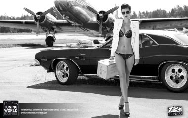 Miss Tuning 2013年1月日历黑白写真 机场复古肌肉车场景