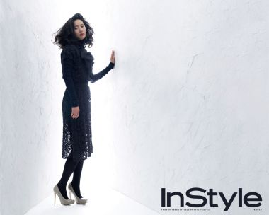 InStyle韩国版 优雅黑衣女性时尚人像写真