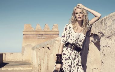 Blonde Supermodel Fashion Portrait Morocco Adobe Architecture