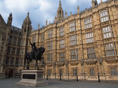 London Westminster Palace Richard Lionheart Equestrian Statue