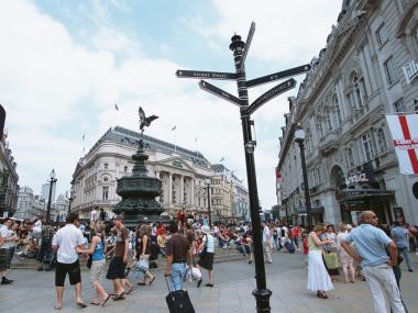 London Piccadilly Circus Eros Fountain Street Scenery