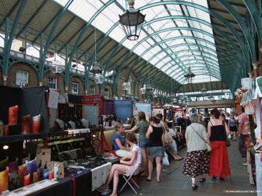 London Covent Garden Creative Market Street Scene