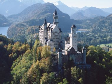 德国新天鹅堡 阿尔卑斯山秋日湖景风光