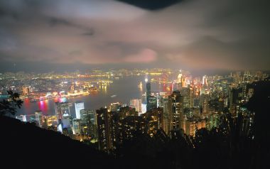香港太平山顶俯瞰维多利亚港璀璨夜景