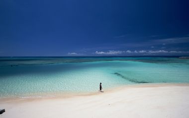 Japan Okinawa Beach Clear Turquoise Water Blue Sky