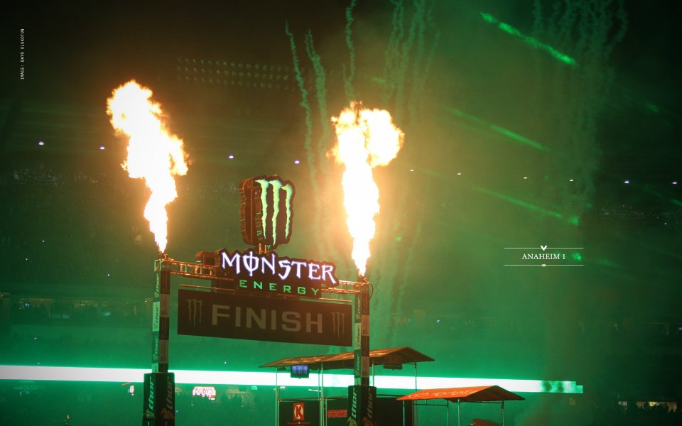 Monster Energy极限运动终点线火焰特效