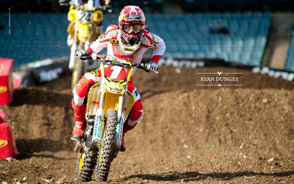 Motocross Rider Ryan Dungey Racing Scene