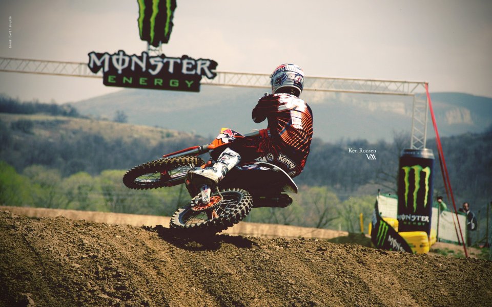 Motocross Race Dynamic Riding Scene