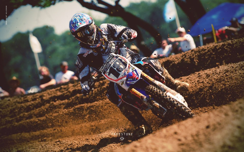 2011 Freestone Motocross Race Scene