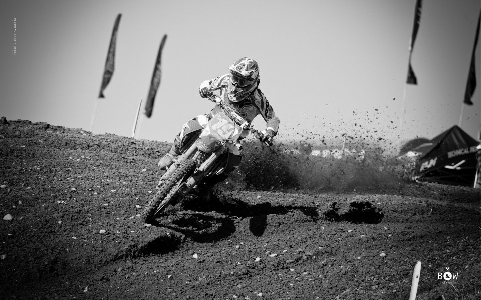 2011 Hangtown Motocross Rider Dirt Track Racing
