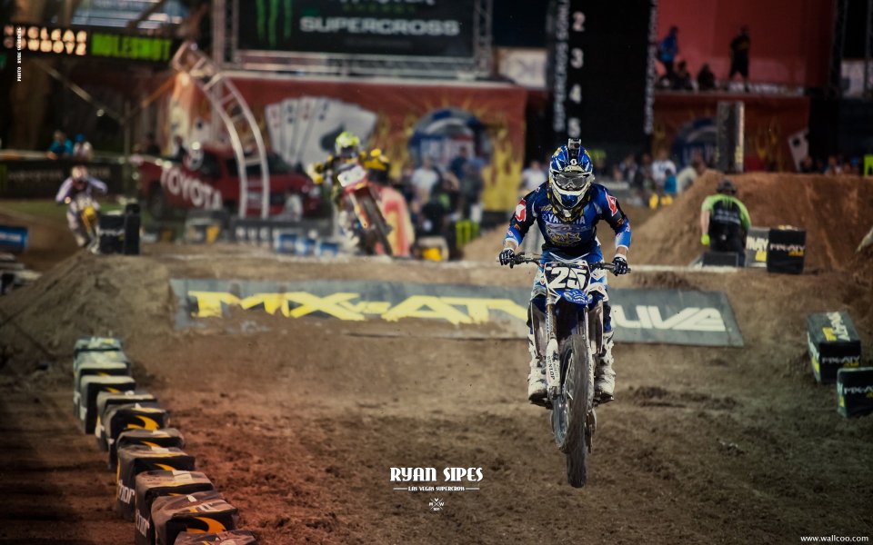 2011 Las Vegas Supercross Motocross Ryan Sipes Race Scene