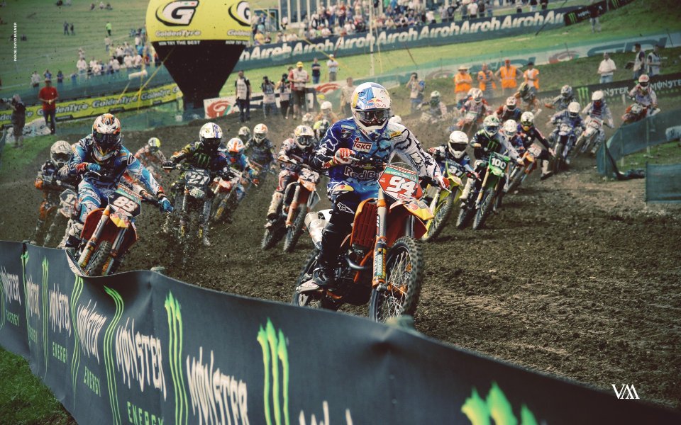UK Matterley Basin Motocross Race Scene
