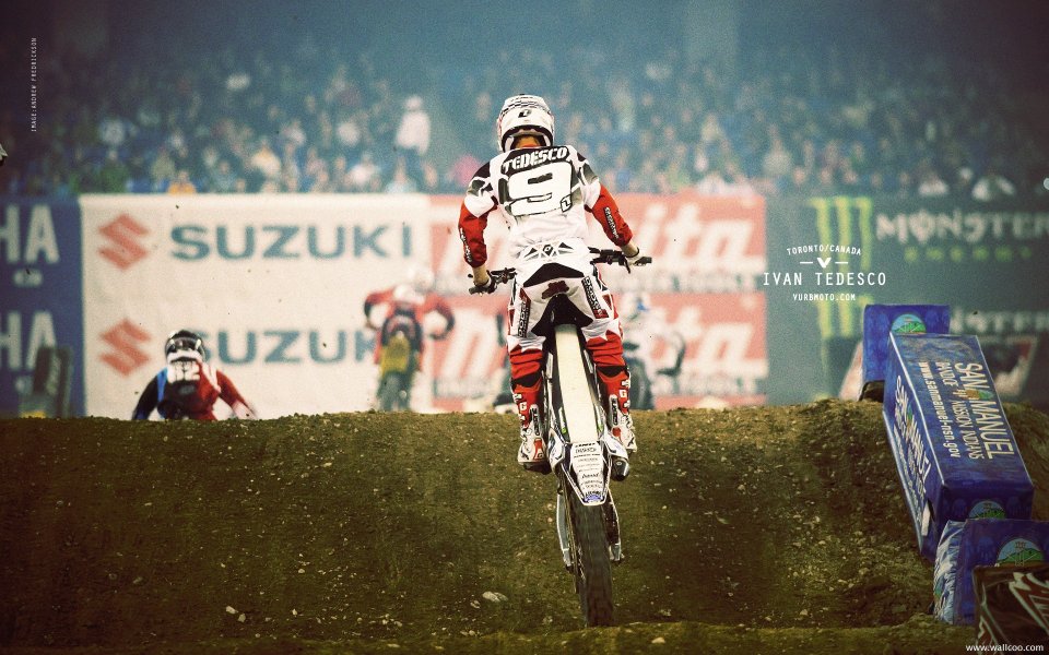 Toronto Motocross Race   Ivan Tedesco Competing