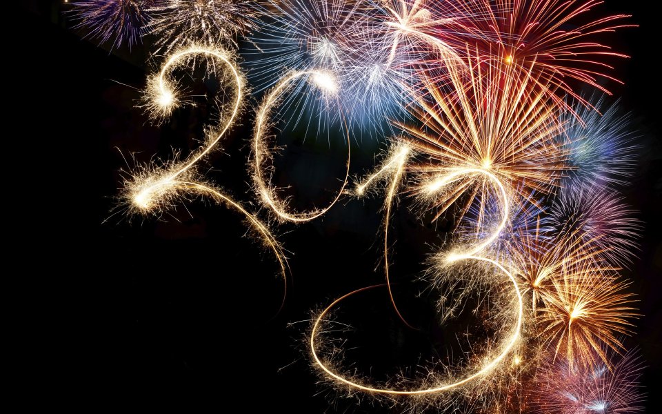 新年夜空烟花庆祝