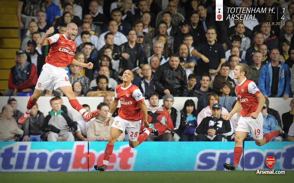 Arsenal 4 1 Tottenham Hotspur Football Match Celebration