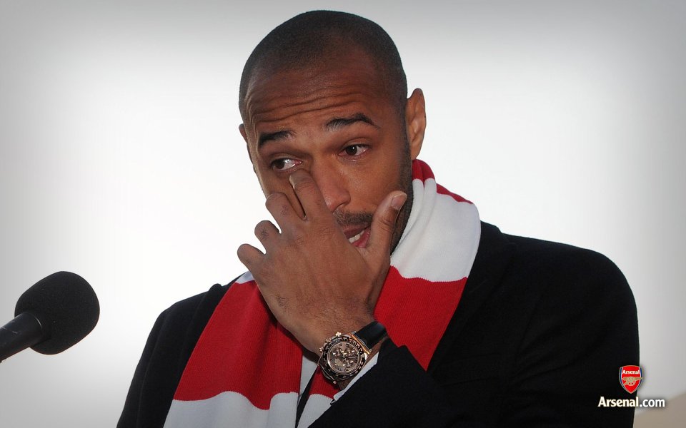 Arsenal Player Wearing Red White Scarf At Event