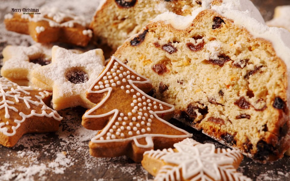 Christmas Gingerbread Cookies And Cake