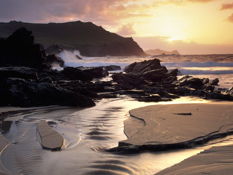 爱尔兰丁格尔半岛 Clogher Head 海滩夕阳