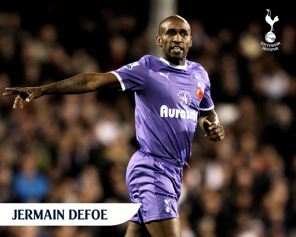 Jermain Defoe Tottenham Hotspur Purple Jersey Match Moment