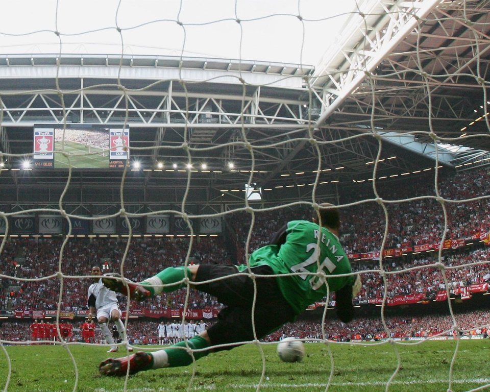Pepe Reina FA Cup Penalty Save Football Stadium