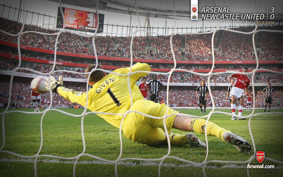Arsenal 3 0 Newcastle United Match Moment Goalkeeper Given Diving