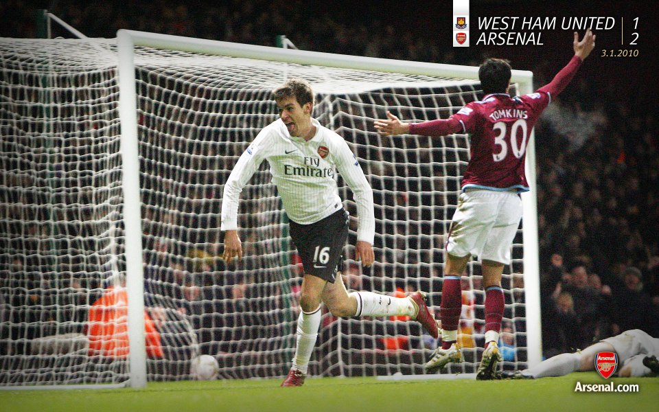 Arsenal Vs West Ham United Premier League Match Moment (3 January 2010)