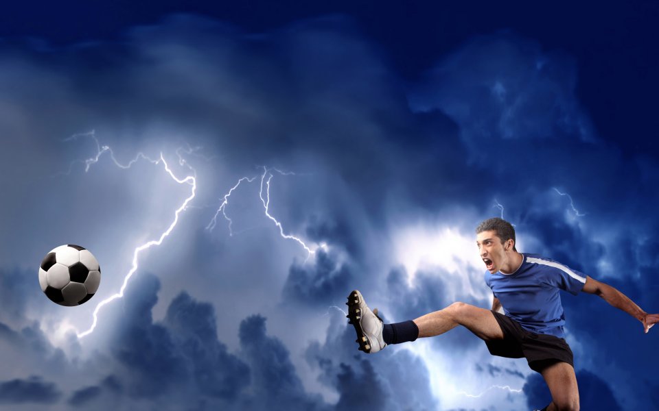 Football Player Shooting Thunderstorm Lightning Creative Sports Wallpaper
