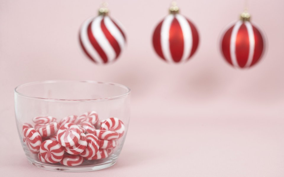 Festive Traditions: Christmas and Hanukkah Wallpapers