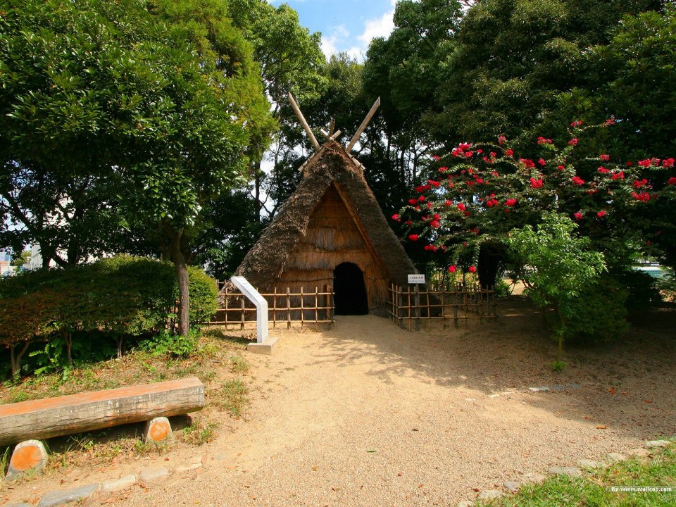Japanese Traditional Thatch Hut Garden Landscape