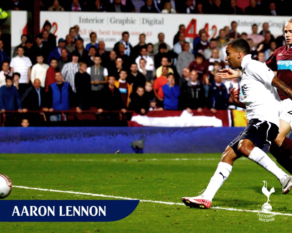 Aaron Lennon Tottenham Hotspur Football Match Moment