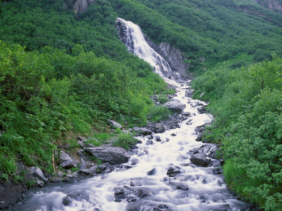Seasonal Waterfall Chugach Mountains Alaska Scenery