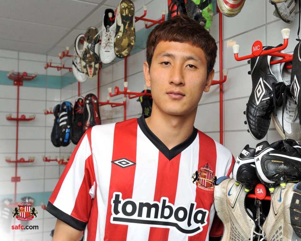 Sunderland Afc Asian Player Locker Room Portrait
