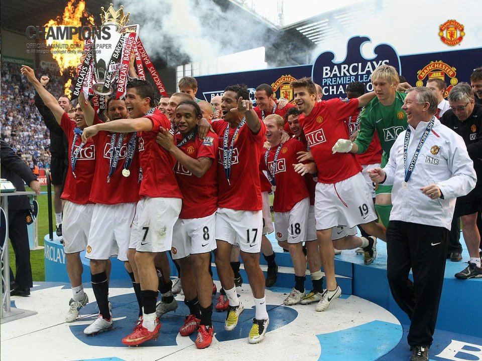 曼联2008年英超夺冠庆典合影