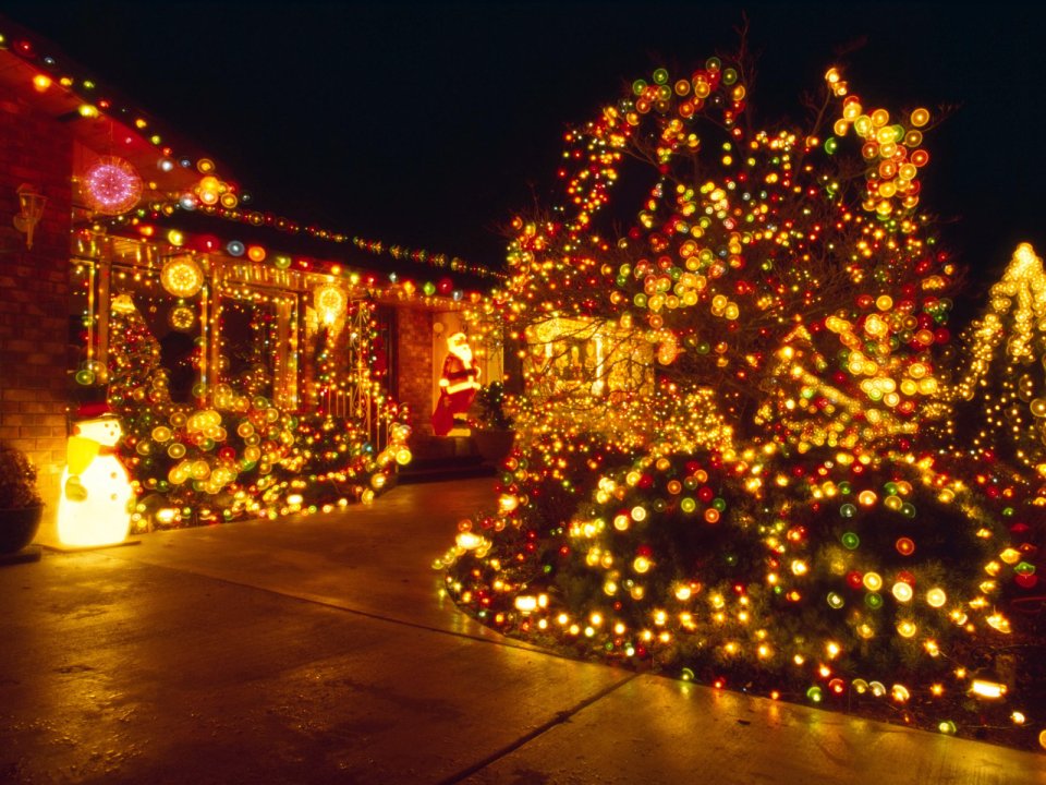 Brilliant Christmas Night House Exterior