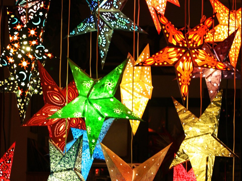 Christmas Eve: Nightscapes and Festive Illuminations Vol. 2