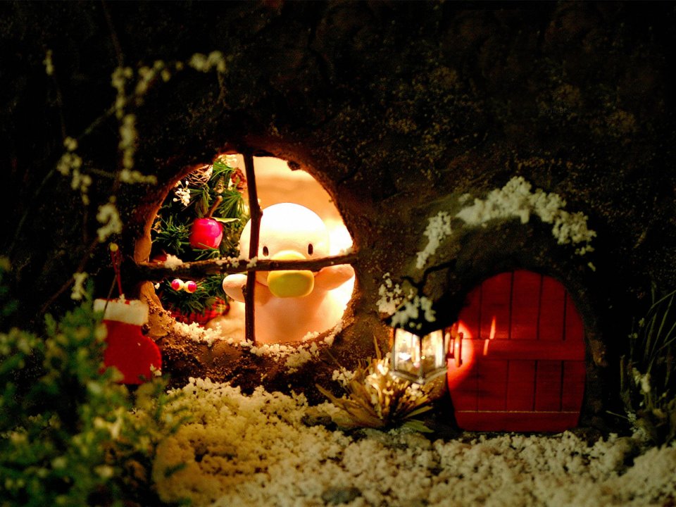 Enchanted Forest Elf Cottage Christmas Snowman Diorama
