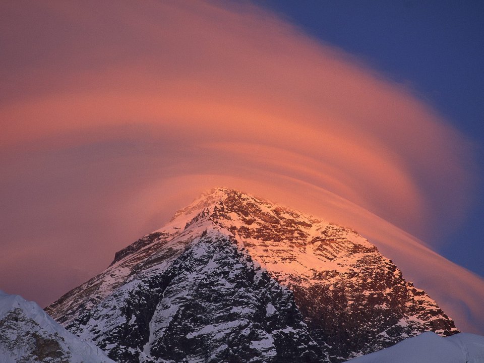 Mount Everest Flag Cloud Sagarmatha National Park